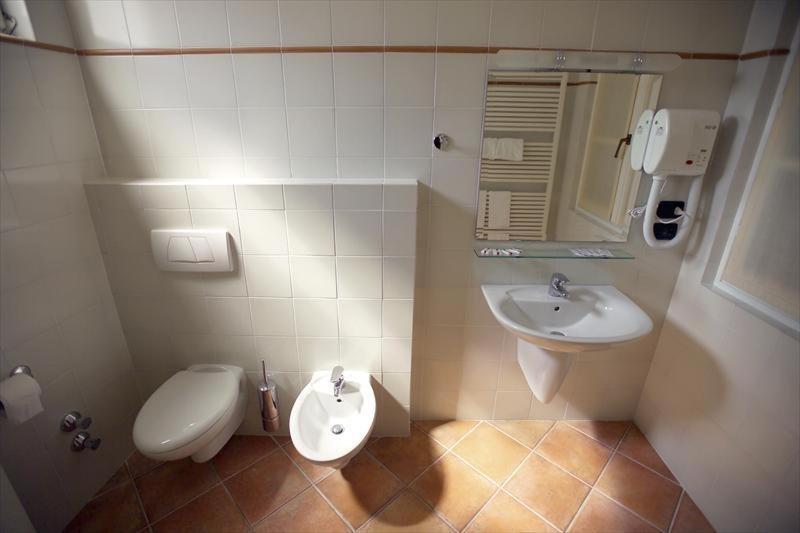 Albergo Badellino Bra Eksteriør billede