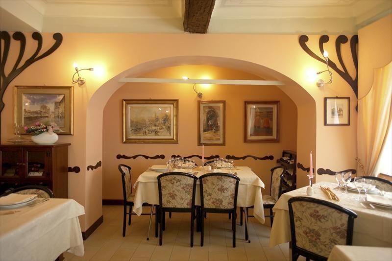 Albergo Badellino Bra Eksteriør billede